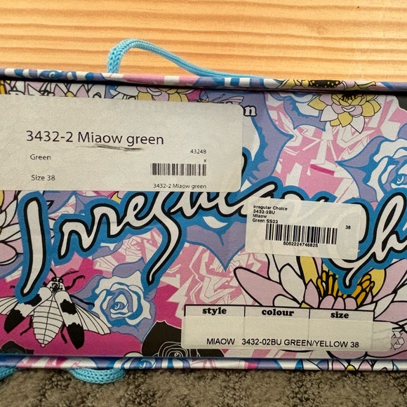 NIB Irregular Choice Miaow Green Mustard Cat Themed Bootie Unique Heels EUR 38 - Picture 8 of 8